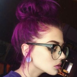 7 Tips For Coloring Your Hair At Home
